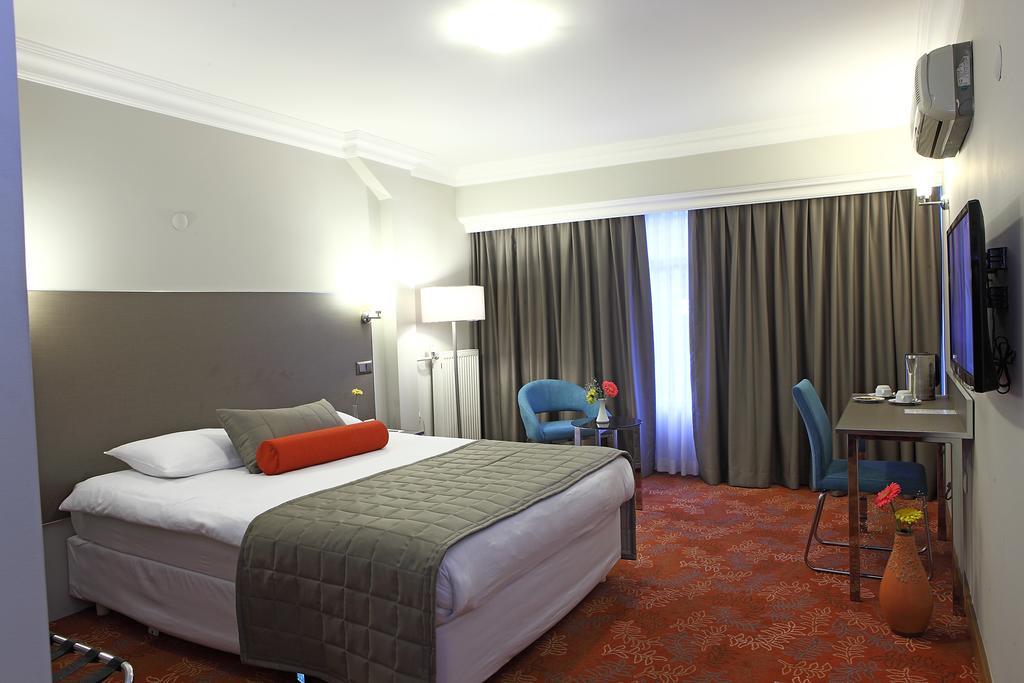 Arma Hotel Manisa Room photo